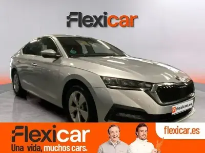 Usado Skoda Octavia Ambition 115 CV (84 kW) 2022 Gris