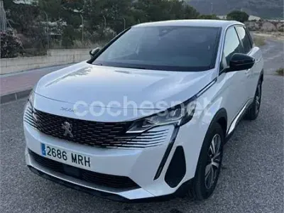 Usado Peugeot 3008 Allure 130 CV (95 kW) 2024 Blanco SUV