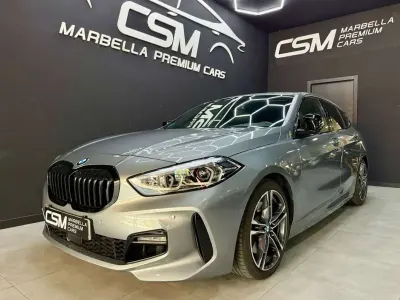 Usado BMW 120 M Sport 178 CV (130 kW) 2023 Gris Utilitario