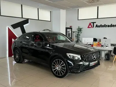 Usado Mercedes GLC220 194 CV (142 kW) 2019 Negro SUV