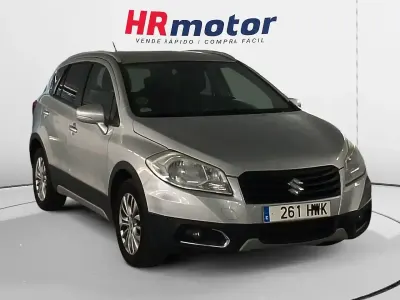 Usado Suzuki SX4 S-Cross GLX 120 CV (88 kW) 2014 Gris Pickup/Camioneta