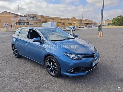 Toyota Auris Hybrid