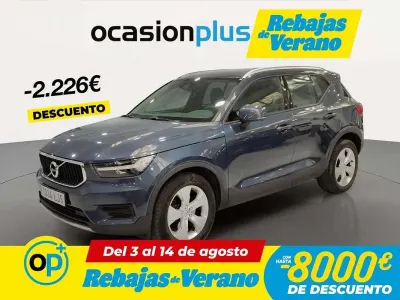 Usado Volvo XC40 Momentum 150 CV (110 kW) 2020 Azul SUV