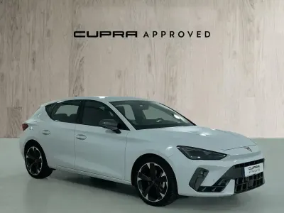 Usado Cupra Leon 150 CV (110 kW) 2025 Blanco Berlina