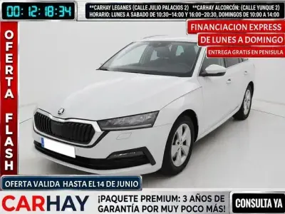Usado Skoda Octavia 110 CV (80 kW) 2021 Blanco Familiar
