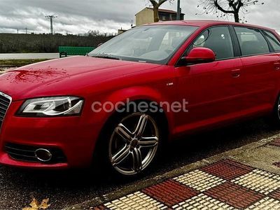 Rojo Usado 2009 Audi A3 Ambition Berlina | 9800 € (Un poco caro)