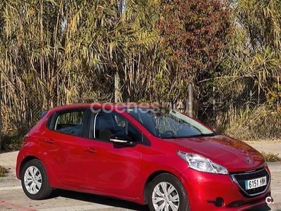Granate Usado 2014 Peugeot 208 Active Utilitario | 6200 € (Precio justo)