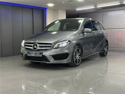 Usado Mercedes B200 136 CV (100 kW) 2017 Gris / plata Monovolumen
