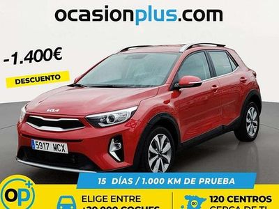Usado Kia Stonic 101 CV (74 kW) 2022 Rojo SUV