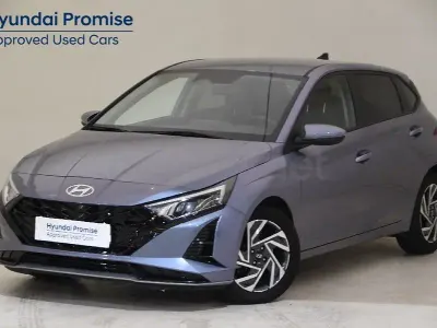Usado Hyundai i20 100 CV (73 kW) 2025 Azul Utilitario