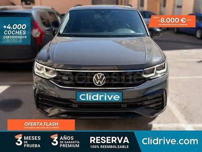 Usado VW Tiguan R-line 150 CV (110 kW) 2022 Gris / plata SUV