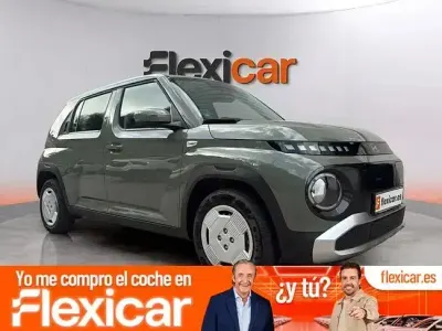 Usado Hyundai Inster 71 kW (97 CV) 2025 Verde Utilitario