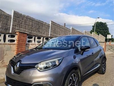 Gris / plata Usado 2015 Renault Captur Zen SUV | 6000 €