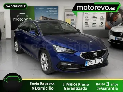 Usado Seat Leon Style 150 CV (110 kW) 2021 Azul Familiar