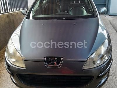 Usado Peugeot 407 Sport 136 CV (100 kW) 2006 Gris / plata Berlina