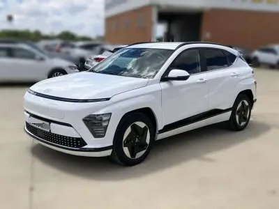Usado Hyundai Kona 99 kW (135 CV) 2024 Blanco SUV