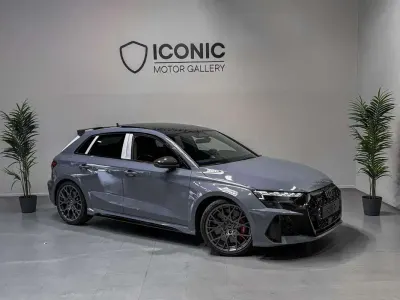 Nuevo Audi RS3 Sportback 400 CV (294 kW) 2026 Gris Utilitario