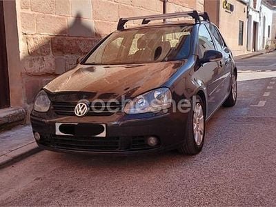 Usado VW Golf IV Highline 140 CV (102 kW) 2004 Negro Berlina