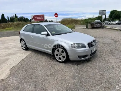 Usado Audi A3 Attraction 140 CV (102 kW) 2004 Gris / plata Utilitario