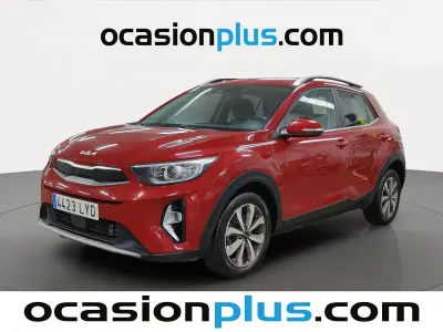 Usado Kia Stonic 101 CV (74 kW) 2022 Rojo SUV