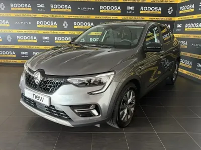 Usado Renault Arkana Evolution 140 CV (102 kW) 2025 Gris SUV
