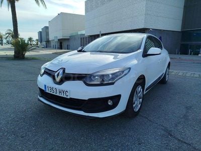 Usado Renault Mégane Life 115 CV (84 kW) 2014 Blanco Berlina