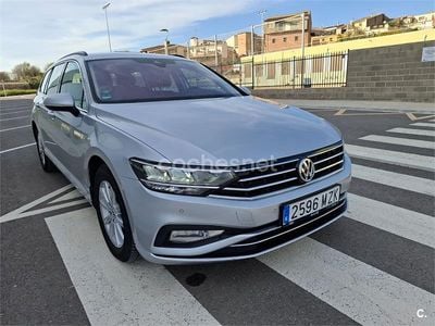 Usado VW Passat Executive 150 CV (110 kW) 2020 Gris / plata Familiar