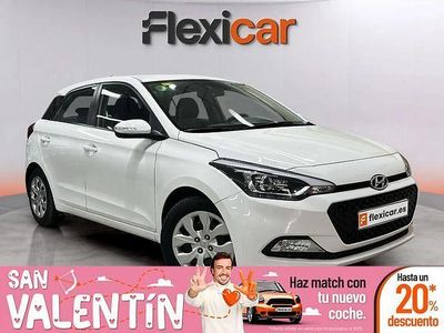 Usado Hyundai i20 84 CV (61 kW) 2016 Blanco Berlina