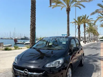 Usado Opel Corsa Business 90 CV (66 kW) 2018 Negro Utilitario