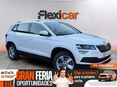 Usado Skoda Karoq Ambition 150 HP (110 kW) 2021 Branco SUV