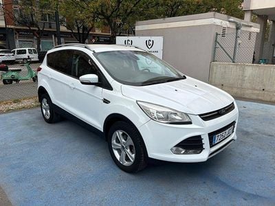 Blanco Usado 2015 Ford Kuga Titanium SUV | 11.900 € (Precio justo)