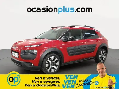 Usado Citroën C4 Feel 100 CV (73 kW) 2016 Rojo Berlina