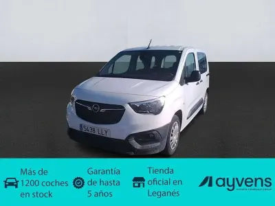 Usado Opel Combo Life Expression 102 CV (75 kW) 2020 Blanco Monovolumen