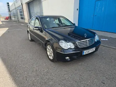 Occasion Mercedes C220 Elegance 150 PK (110 kW) 2004 Zwart Sedan