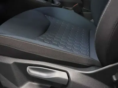 Usado Seat Ibiza Style 80 CV (58 kW) 2026 Gris Utilitario