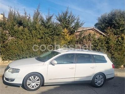 Usado VW Passat Advance 140 CV (102 kW) 2008 Blanco Familiar