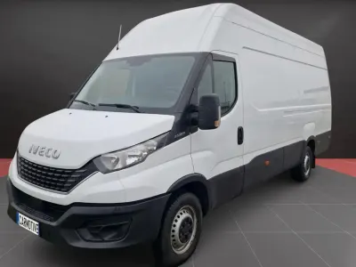 Usado Iveco Daily 156 CV (114 kW) 2022 Blanco