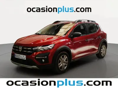 Usado Dacia Sandero Essentiel 91 CV (66 kW) 2022 Rojo Utilitario