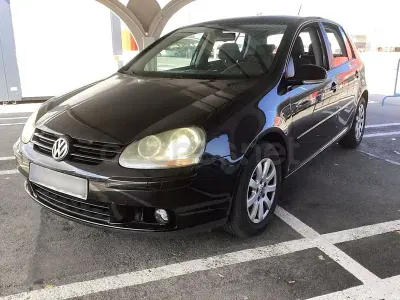 Usado VW Golf VI Highline 140 CV (102 kW) 2008 Negro Utilitario