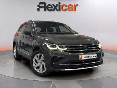 Usado VW Tiguan Life 245 CV (180 kW) 2021 Negro SUV