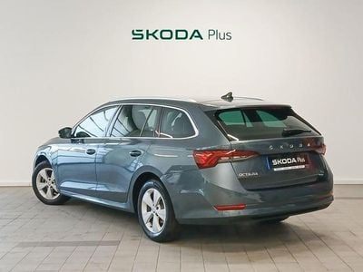 Usado Skoda Octavia Ambition 150 CV (110 kW) 2021 Gris Familiar