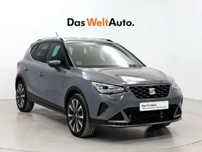 Usado Seat Arona FR 116 CV (85 kW) 2025 Gris SUV