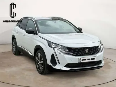 Usado Peugeot 3008 Allure 131 CV (96 kW) 2021 Blanco SUV