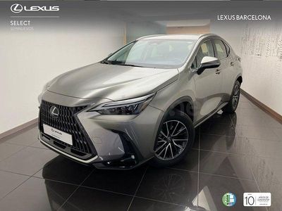 Gris / plata Usado 2025 Lexus NX450h+ SUV | 54.900 €