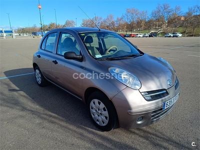 Beige Usado 2006 Nissan Micra Visia+ Berlina | 4700 € (Precio justo)