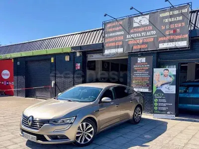 Usado Renault Talisman Intens 130 CV (95 kW) 2016 Beige Berlina