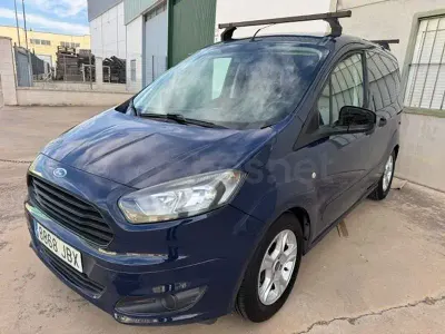 Usado Ford Tourneo Courier Trend 75 CV (55 kW) 2014 Azul Monovolumen