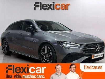 Usado Mercedes CLA200 Shooting Brake 150 CV (110 kW) 2024 Gris Familiar