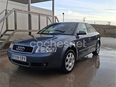 Usado Audi A4 130 CV (95 kW) 2004 Negro Berlina
