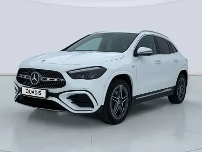 Usado Mercedes GLA250 218 CV (160 kW) 2025 Blanco SUV